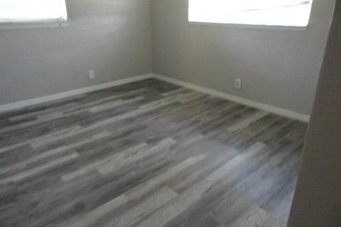 Villa ou maison à louer à Oakland Park, Floride: 3 chambres, 151.62 m2 № 2382977 - photo 6
