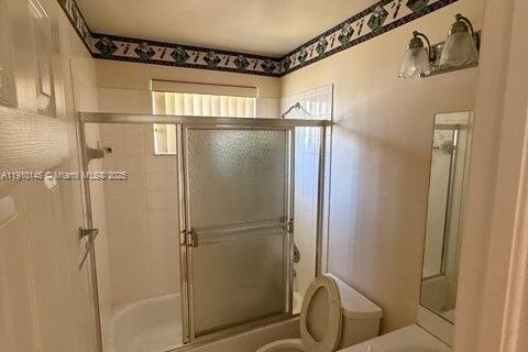 Townhouse in Margate, Florida 2 bedrooms, 96.99 sq.m. № 2082183 - photo 8