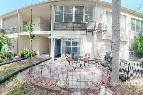 Condo in Kenneth City, Florida, 1 bedroom № 2093402 - photo 30