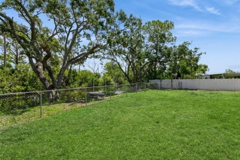 Villa ou maison à vendre à Tampa, Floride: 3 chambres, 98.1 m2 № 1785655 - photo 4