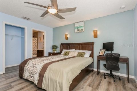Villa ou maison à vendre à Tampa, Floride: 3 chambres, 98.1 m2 № 1785655 - photo 27