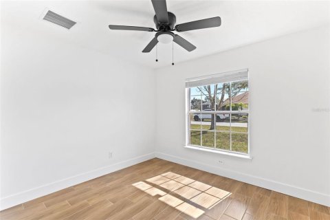 House in Palm Coast, Florida 4 bedrooms, 137.5 sq.m. № 1900458 - photo 22