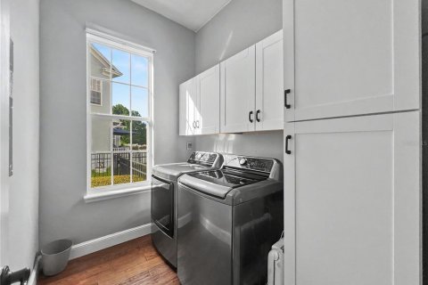 Casa en venta en Celebration, Florida, 6 dormitorios, 413.04 m2 № 2166930 - foto 16
