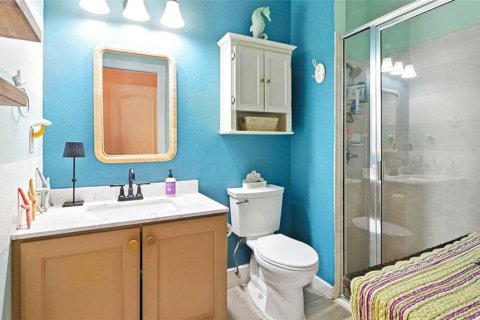 Condo in Sun City Center, Florida, 2 bedrooms  № 1834875 - photo 16