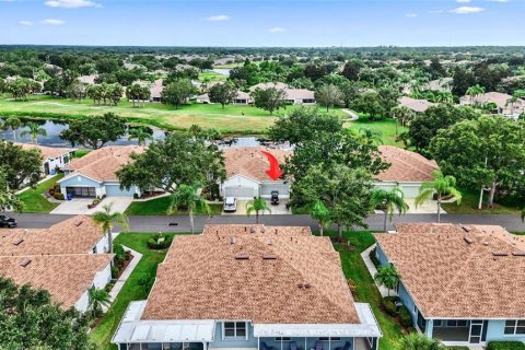 Condo in Sun City Center, Florida, 2 bedrooms  № 1834875 - photo 24