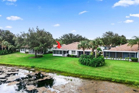 Condo in Sun City Center, Florida, 2 bedrooms  № 1834875 - photo 25