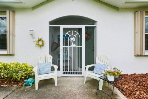 Condo in Sun City Center, Florida, 2 bedrooms  № 1834875 - photo 3