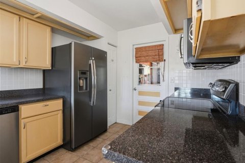 Villa ou maison à vendre à Clearwater, Floride: 3 chambres, 176.33 m2 № 2391146 - photo 8