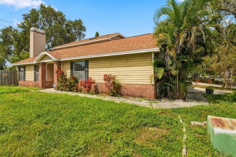 Villa ou maison à vendre à Clearwater, Floride: 3 chambres, 176.33 m2 № 2391146 - photo 2
