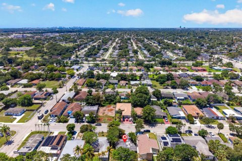 Villa ou maison à vendre à Fort Lauderdale, Floride: 5 chambres, 181.16 m2 № 2288686 - photo 21