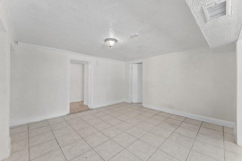 Villa ou maison à vendre à Fort Lauderdale, Floride: 5 chambres, 181.16 m2 № 2288686 - photo 3