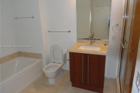 Condominio en alquiler en Miami, Florida, 1 dormitorio № 2047078 - foto 4