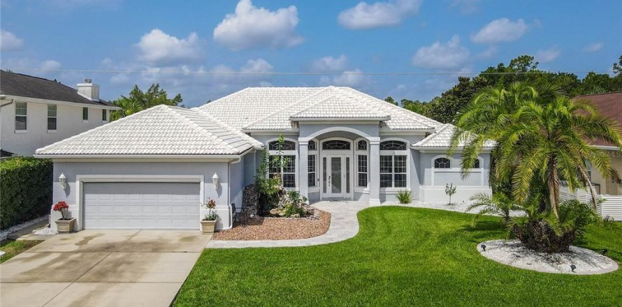 House in Palm Coast, Florida 4 bedrooms, 247.21 sq.m. № 1778929