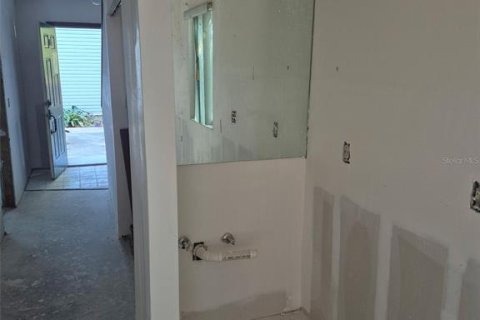 Townhouse in Dunedin, Florida 2 bedrooms, 102.19 sq.m. № 1851482 - photo 12