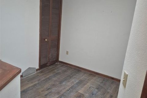Townhouse in Dunedin, Florida 2 bedrooms, 102.19 sq.m. № 1851482 - photo 13