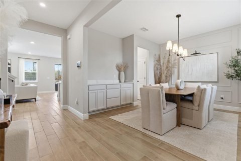House in Riverview, Florida 4 bedrooms, 244.05 sq.m. № 2101240 - photo 5