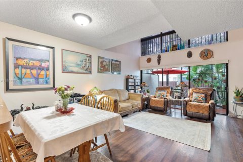 Купить таунхаус в Дейви, Флорида 2 спальни, 123.37м2, № 1931203 - фото 7