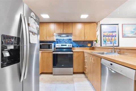 Купить таунхаус в Дейви, Флорида 2 спальни, 123.37м2, № 1931203 - фото 2