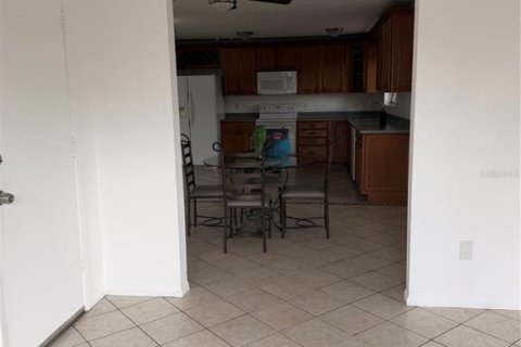 Villa ou maison à louer à Vero Beach, Floride: 3 chambres, 122.63 m2 № 2095505 - photo 3
