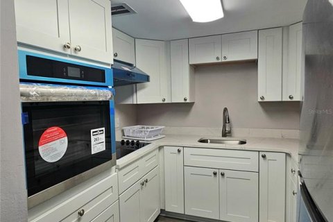 Copropriété à vendre à Clearwater, Floride: 1 chambre, 76.64 m2 № 2096472 - photo 3