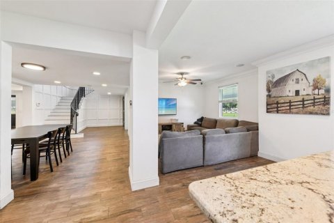 Casa en venta en Clermont, Florida, 5 dormitorios, 339.46 m2 № 1918377 - foto 21