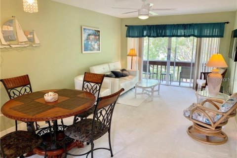 Copropriété à louer à Punta Gorda, Floride: 2 chambres, 103.49 m2 № 1876836 - photo 5
