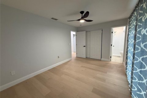 House in Sarasota, Florida 3 bedrooms, 108.7 sq.m. № 1808109 - photo 9