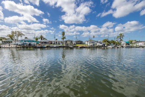 Copropriété à vendre à New Port Richey, Floride: 2 chambres, 128.95 m2 № 2103059 - photo 10