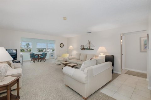 Copropriété à vendre à New Port Richey, Floride: 2 chambres, 128.95 m2 № 2103059 - photo 18
