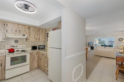Copropriété à vendre à New Port Richey, Floride: 2 chambres, 128.95 m2 № 2103059 - photo 16