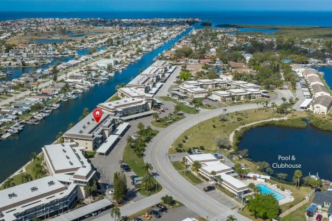 Copropriété à vendre à New Port Richey, Floride: 2 chambres, 128.95 m2 № 2103059 - photo 6