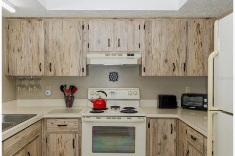 Copropriété à vendre à New Port Richey, Floride: 2 chambres, 128.95 m2 № 2103059 - photo 14