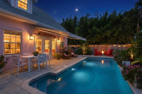 House in New Smyrna Beach, Florida 2 bedrooms, 170.57 sq.m. № 2225684 - photo 2