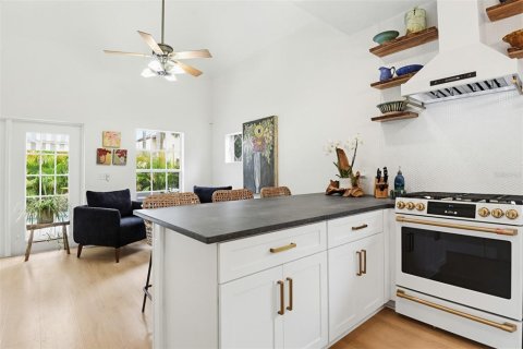 House in New Smyrna Beach, Florida 2 bedrooms, 170.57 sq.m. № 2225684 - photo 28