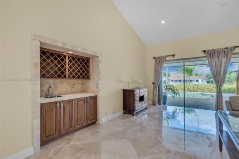 Casa en venta en Tamarac, Florida, 4 dormitorios, 343.92 m2 № 1992349 - foto 9