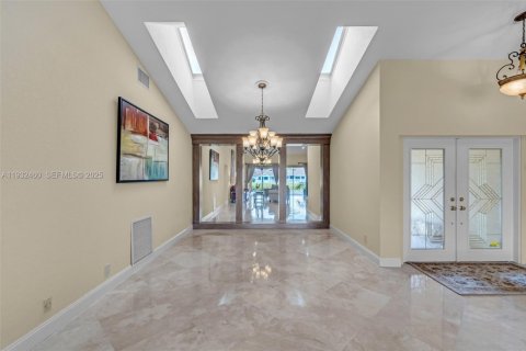 Casa en venta en Tamarac, Florida, 4 dormitorios, 343.92 m2 № 1992349 - foto 8