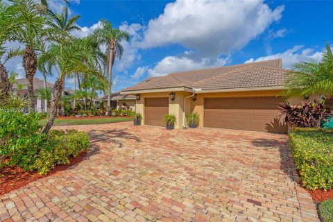 Casa en venta en Tamarac, Florida, 4 dormitorios, 343.92 m2 № 1992349 - foto 30