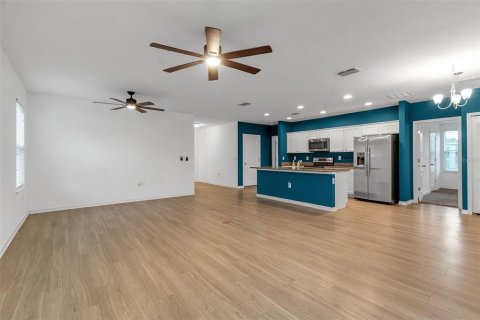 House in North Port, Florida 3 bedrooms, 149.02 sq.m. № 1910050 - photo 16