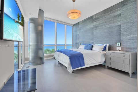 Condo in Miami Beach, Florida, 2 bedrooms  № 1970267 - photo 15