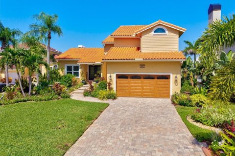 Villa ou maison à vendre à Apollo Beach, Floride: 4 chambres, 194.35 m2 № 1916184 - photo 1