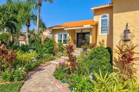 Villa ou maison à vendre à Apollo Beach, Floride: 4 chambres, 194.35 m2 № 1916184 - photo 5