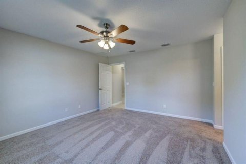 House in Port St. Lucie, Florida 4 bedrooms, 169.18 sq.m. № 2250322 - photo 6