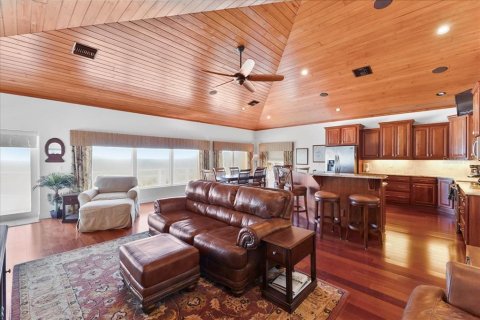 Villa ou maison à vendre à New Smyrna Beach, Floride: 5 chambres, 370.68 m2 № 2195974 - photo 10
