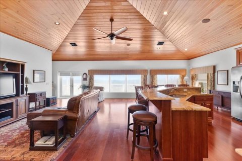 Villa ou maison à vendre à New Smyrna Beach, Floride: 5 chambres, 370.68 m2 № 2195974 - photo 9