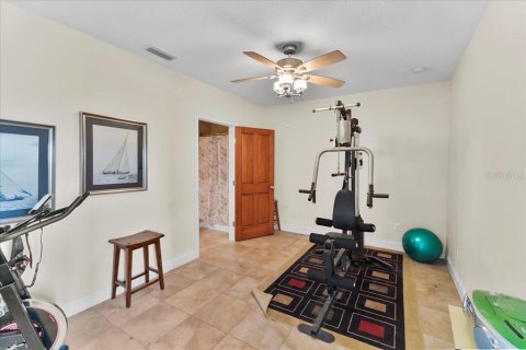 Villa ou maison à vendre à New Smyrna Beach, Floride: 5 chambres, 370.68 m2 № 2195974 - photo 28