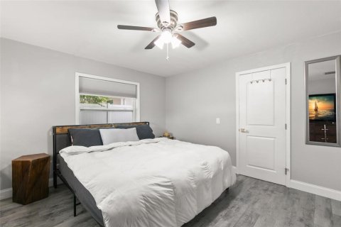 Casa en venta en Clearwater, Florida, 3 dormitorios, 142.14 m2 № 1826701 - foto 21