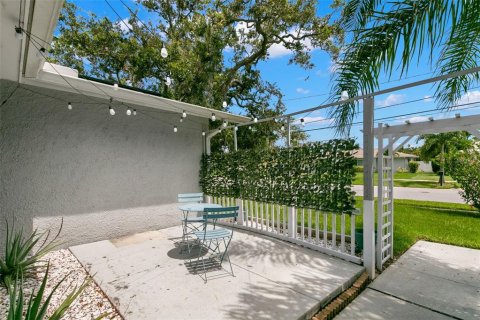 Casa en venta en Clearwater, Florida, 3 dormitorios, 142.14 m2 № 1826701 - foto 4