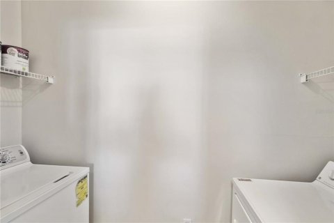 Condominio en venta en Sarasota, Florida, 1 dormitorio, 76.37 m2 № 1561886 - foto 19