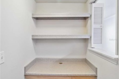 Condominio en venta en Sarasota, Florida, 1 dormitorio, 76.37 m2 № 1561886 - foto 18
