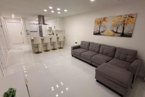 Copropriété à louer à Miami Beach, Floride: 1 chambre, 71.53 m2 № 2010984 - photo 16